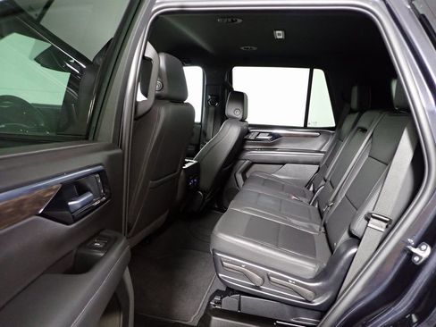 Used 2025 Chevrolet Tahoe Z71 image 33