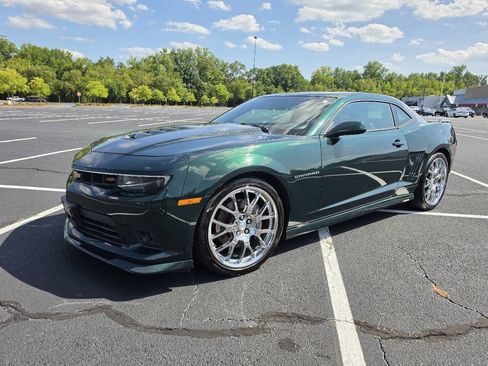 Used 2015 Chevrolet Camaro SS w/ Green Flash Special Edition RWD image 2