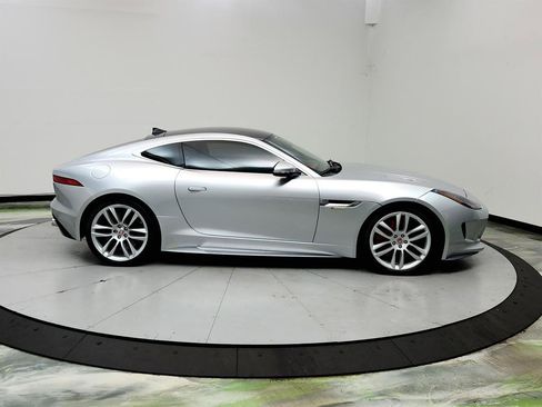 Used 2016 Jaguar F-TYPE R AWD/4WD image 4