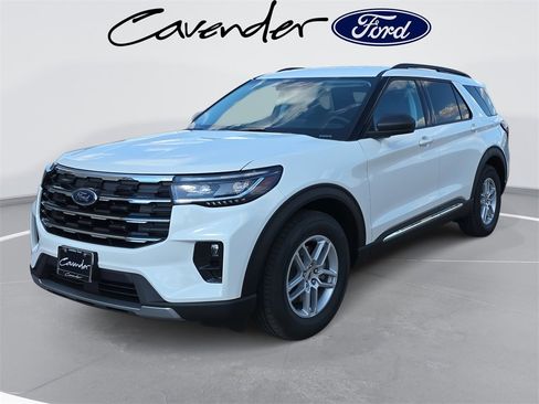 New 2025 Ford Explorer Active w/ Active Comfort Package image 1