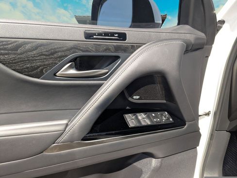 Used 2023 Lexus LX 600 4WD w/ Interior Upgrade Package image 8