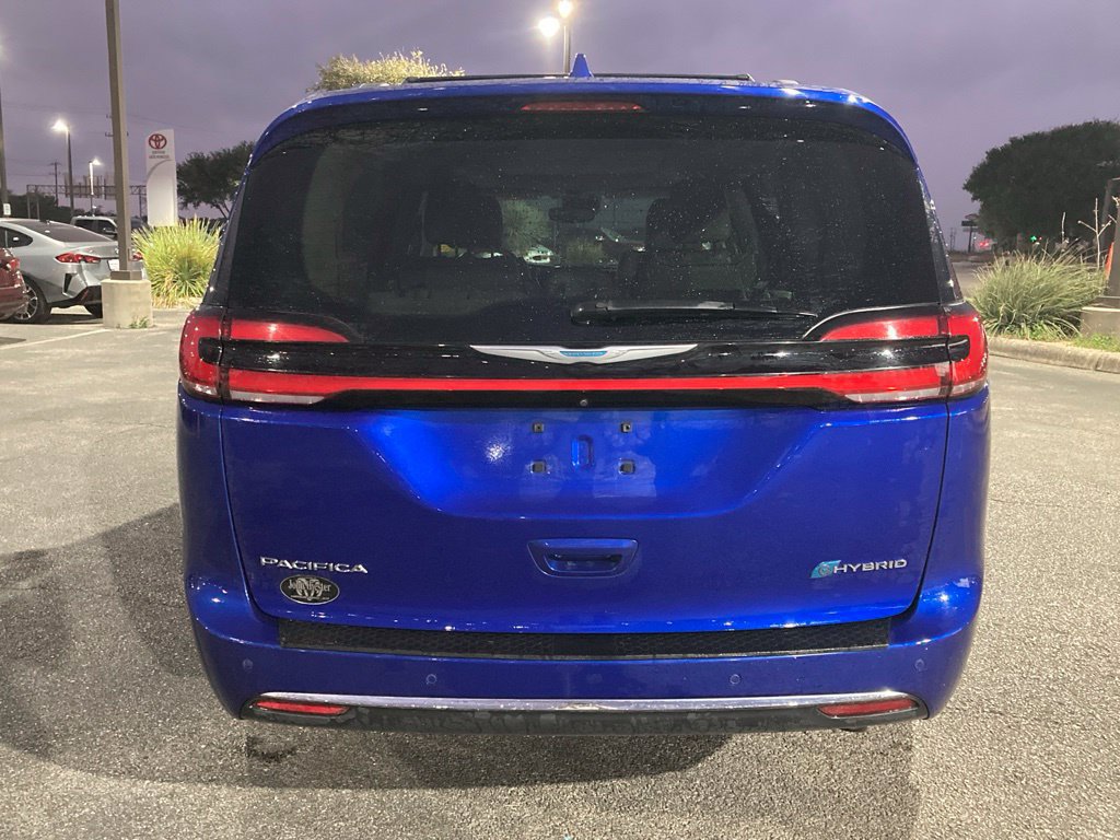 Used 2021 Chrysler Pacifica Limited FWD image 6