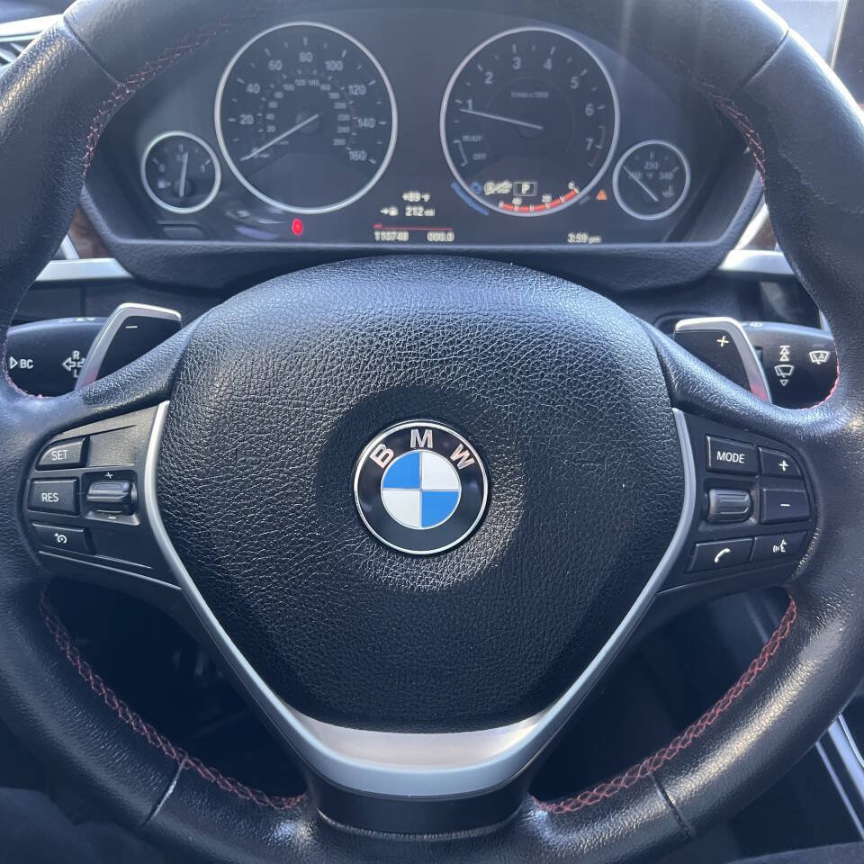 Used 2016 BMW 328i Sedan RWD image 12
