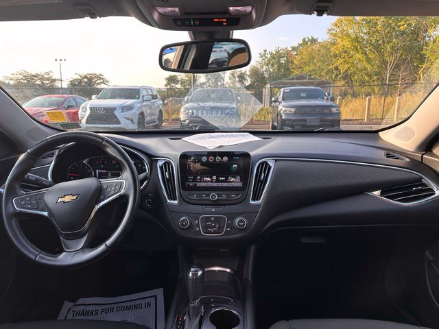 Used 2018 Chevrolet Malibu LT FWD image 28