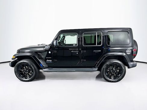 Used 2023 Jeep Wrangler Unlimited Sahara w/ Cold Weather Group AWD/4WD image 4
