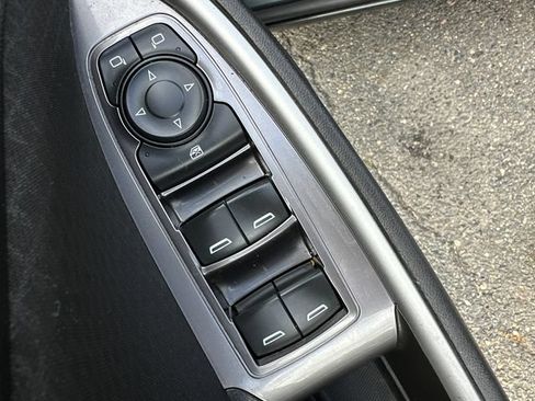 Used 2017 Chevrolet Malibu LS FWD image 23