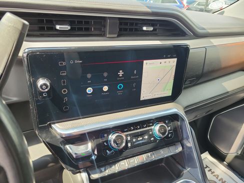 Used 2024 GMC Sierra 2500 Denali w/ Denali Reserve Package AWD/4WD image 27