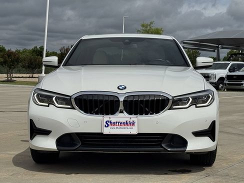 Used 2021 BMW 330i Sedan w/ Executive Package RWD image 7