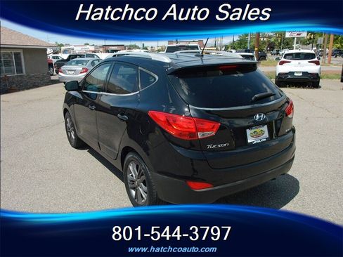 Used 2015 Hyundai Tucson SE AWD/4WD image 3