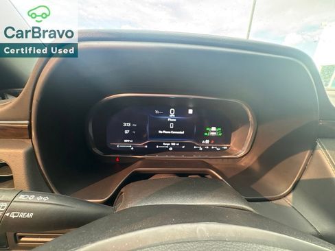 Used 2023 Chevrolet Tahoe Premier AWD/4WD image 11