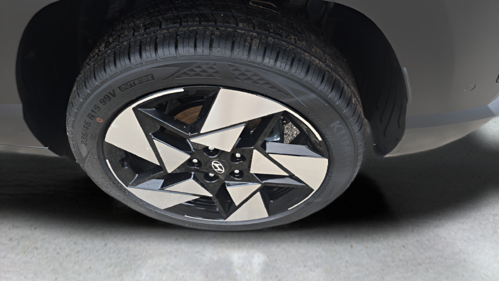 New 2026 Hyundai Kona Limited AWD/4WD image 29