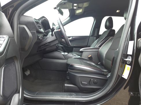 Used 2025 Ford Escape ST-Line image 12