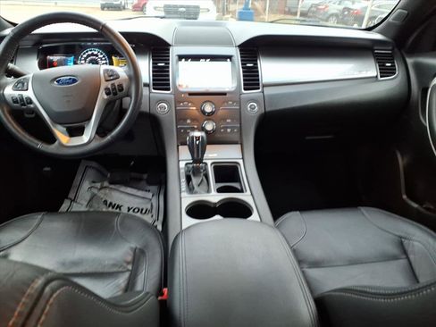 Certified 2018 Ford Taurus SEL w/ Equipment Group 201A image 12