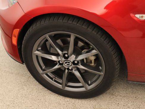 Used 2019 MAZDA MX-5 Miata Grand Touring image 31