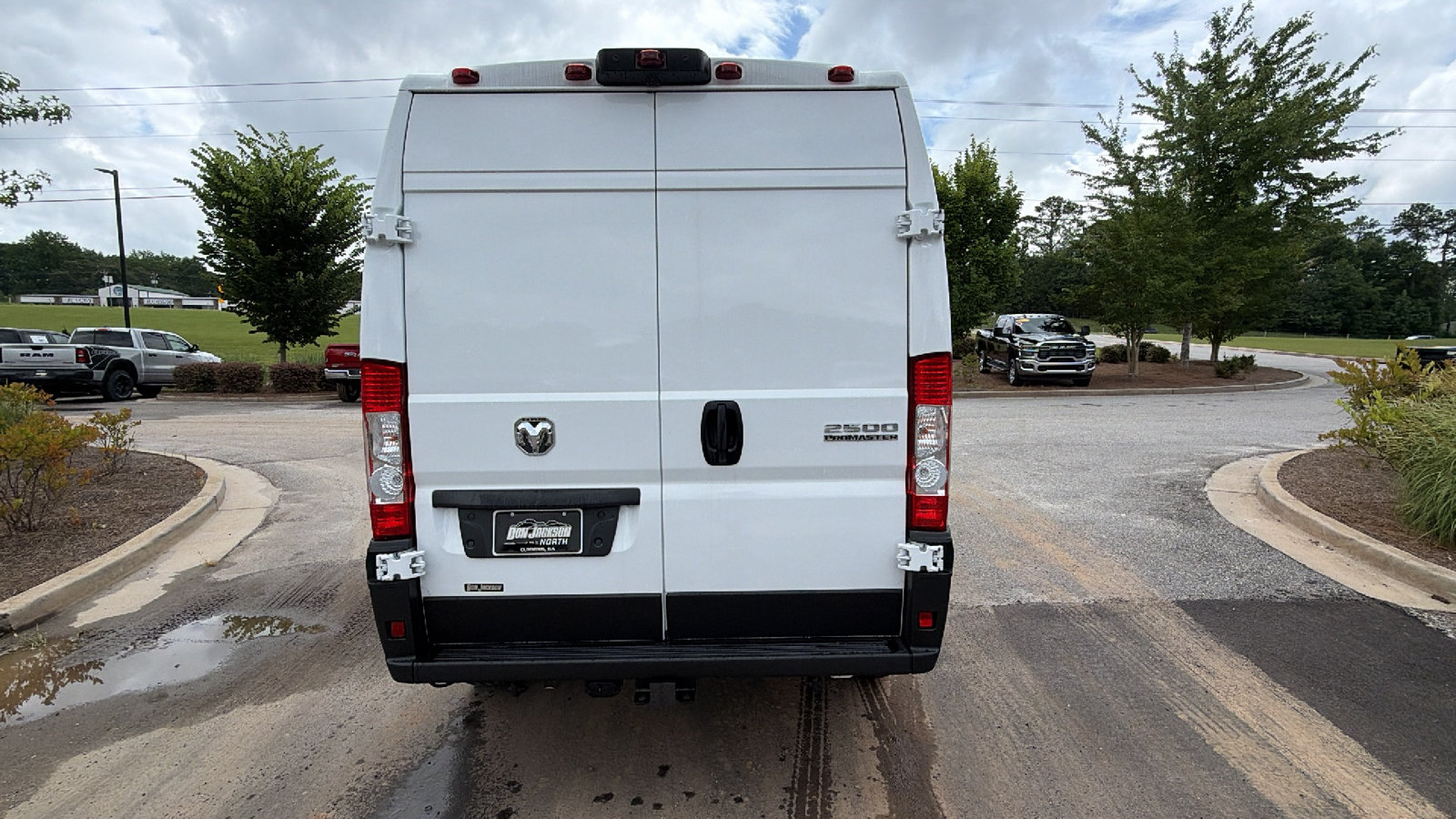 New 2026 RAM ProMaster 2500 w/ Convenience Group FWD image 9