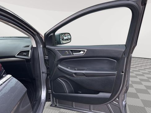 Used 2024 Ford Edge SEL AWD/4WD image 11