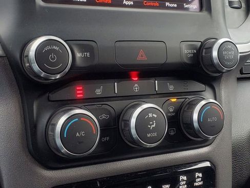 Used 2020 RAM 1500 Big Horn image 26