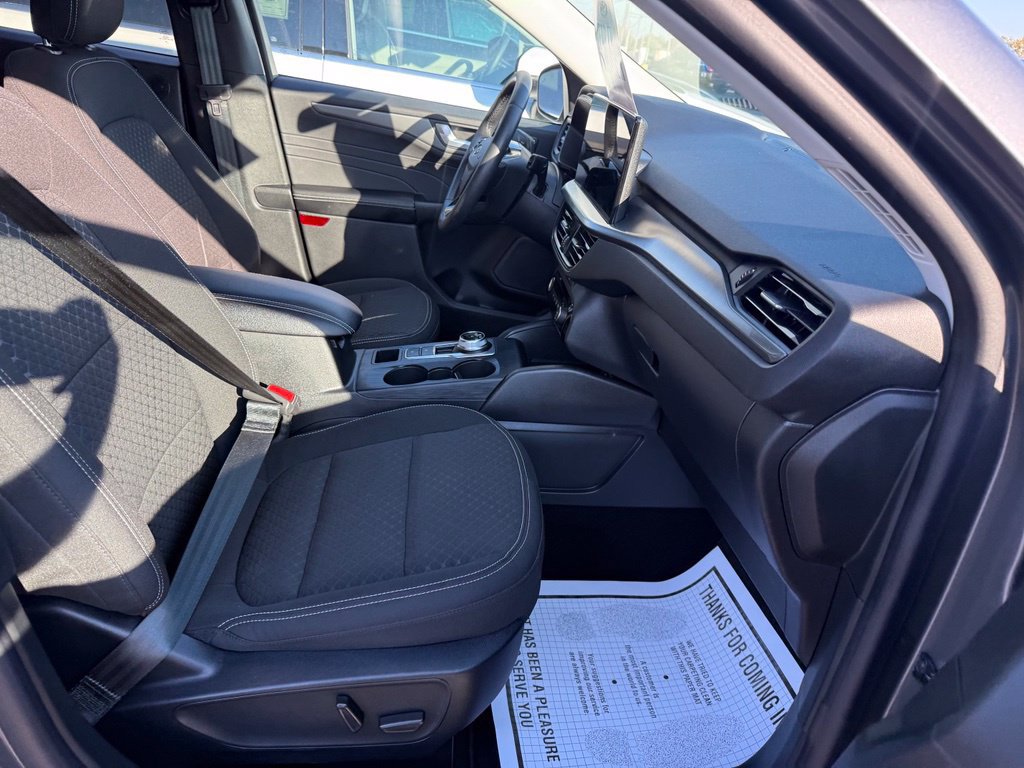 Used 2024 Ford Escape Active w/ Tech Pack #2 AWD/4WD image 25