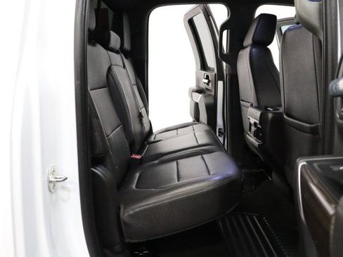 Used 2022 Chevrolet Silverado 2500 LT w/ Convenience Package AWD/4WD image 10