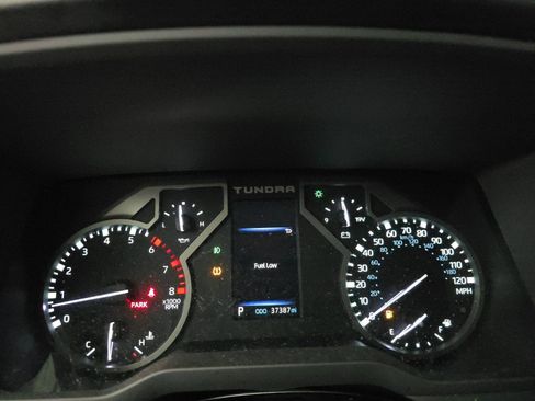 Used 2022 Toyota Tundra Limited w/ TRD Off-Road Package image 10