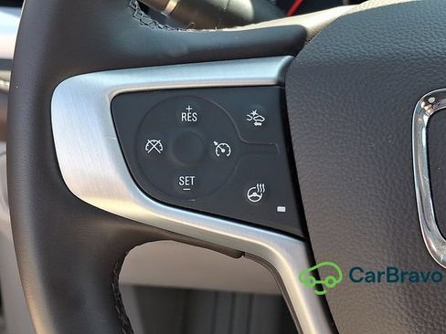 Certified 2023 GMC Acadia SLT w/ Technology Package FWD image 23