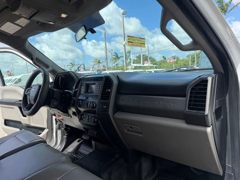 Used 2019 Ford F550 4x4 Crew Cab Super Duty image 19