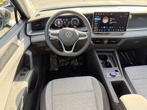 Certified 2026 Volkswagen Tiguan S FWD image 8
