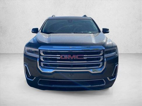Used 2020 GMC Acadia SLT w/ Driver Alert Package II FWD image 2