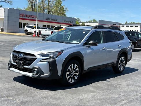 Used 2025 Subaru Outback Limited w/ Popular Package #2 AWD/4WD image 26