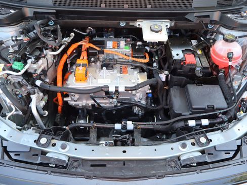 Used 2025 Chevrolet Equinox EV LT FWD image 39