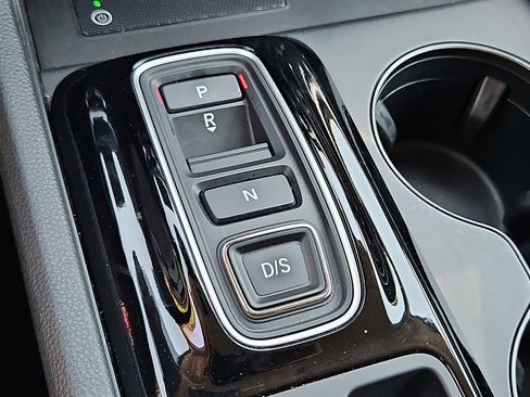 Used 2025 Honda Pilot EX-L image 15