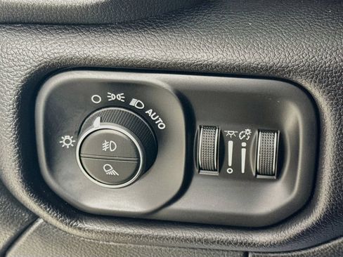 Used 2022 RAM 2500 Laramie AWD/4WD image 15