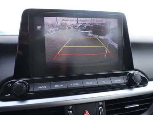 Certified 2023 Kia Forte LXS w/ LXS Technology Package image 24