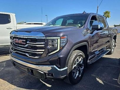 Used 2023 GMC Sierra 1500 SLT w/ SLT Premium Package