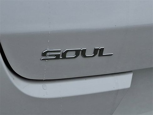 New 2025 Kia Soul LX image 15