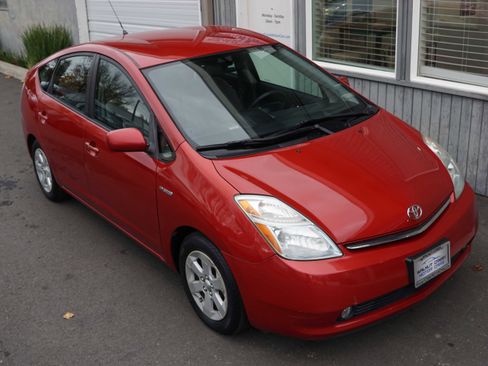 Used 2009 Toyota Prius Touring FWD image 26