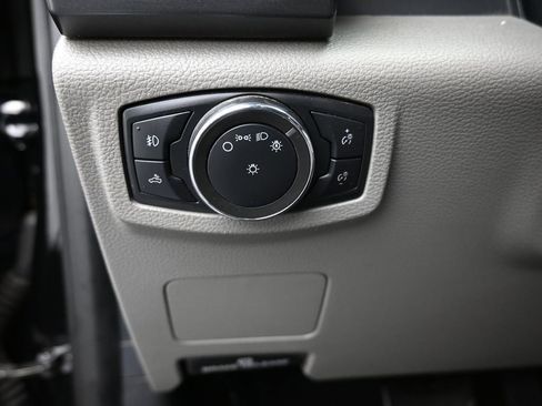 Used 2022 Ford F250 XLT w/ XLT Premium Package image 12