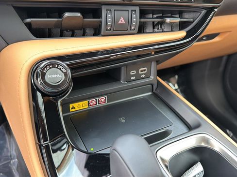 New 2026 Lexus NX 350 AWD image 27