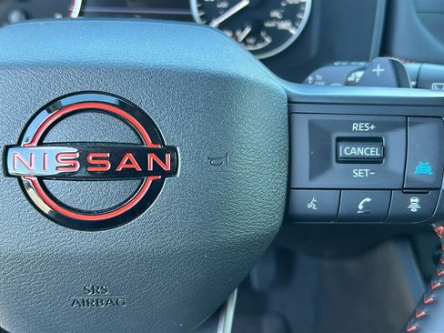 Used 2025 Nissan Rogue SV AWD/4WD image 20