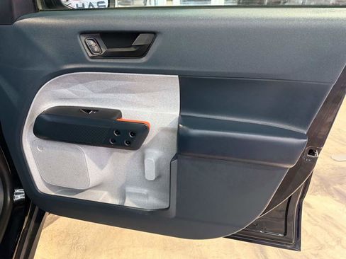 Used 2022 Ford Maverick XLT image 62