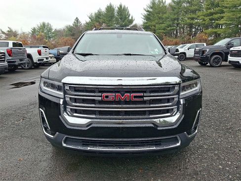 Certified 2020 GMC Acadia SLT image 2