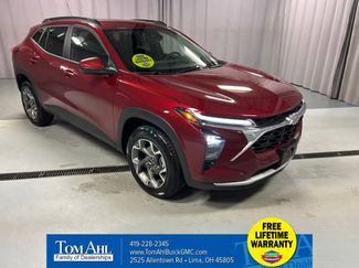 Used 2025 Chevrolet Trax LT w/ LT Convenience Package FWD 360° Tour