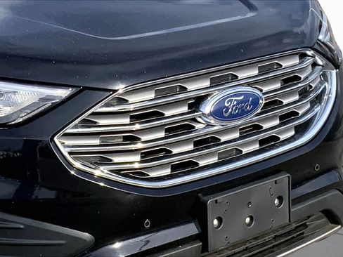 Certified 2022 Ford Edge Titanium AWD/4WD image 26