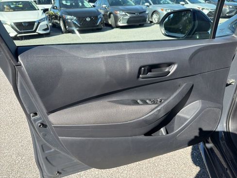 Used 2025 Toyota Corolla LE image 13