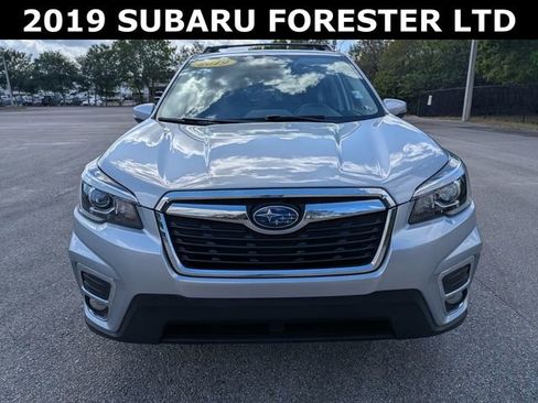 Used 2019 Subaru Forester Limited image 8