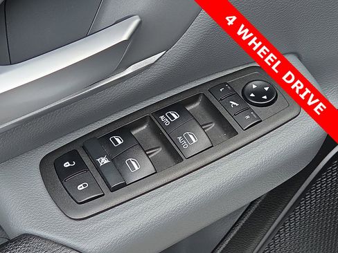 Used 2021 RAM 1500 Big Horn image 13