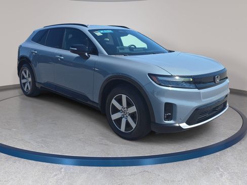 Used 2024 Honda Prologue Touring image 3