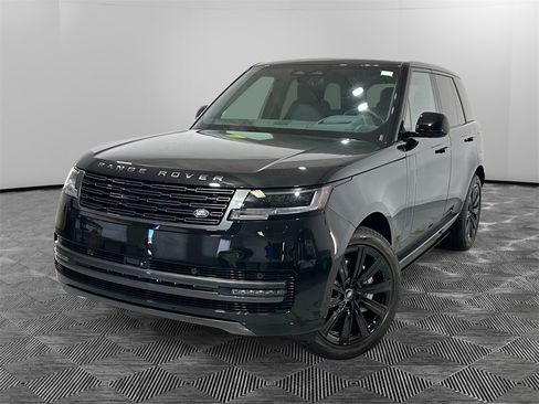 New 2025 Land Rover Range Rover SE image 1