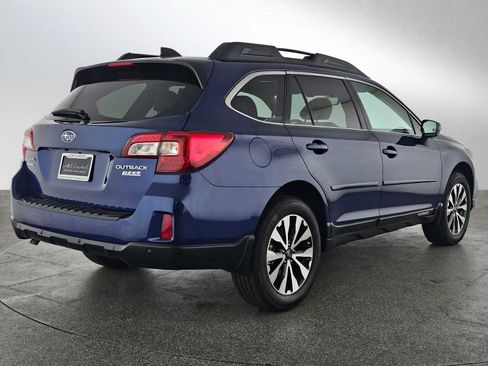 Used 2017 Subaru Outback 2.5i Limited image 3