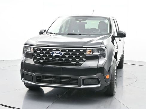 New 2025 Ford Maverick XLT w/ XLT Luxury Package AWD/4WD image 2
